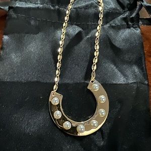 Park Lane Horseshoe necklace